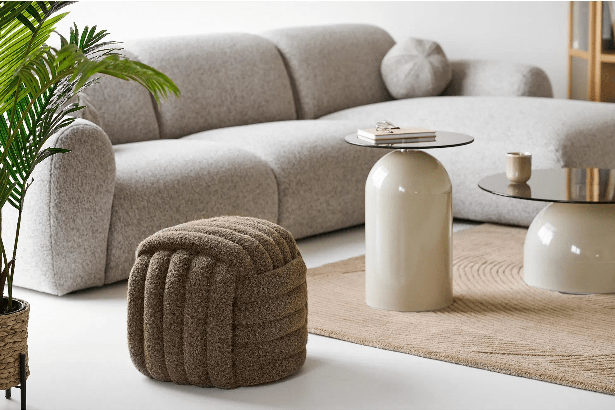 Beistellhocker Velmira – Runder Hocker in Knotenoptik Braun