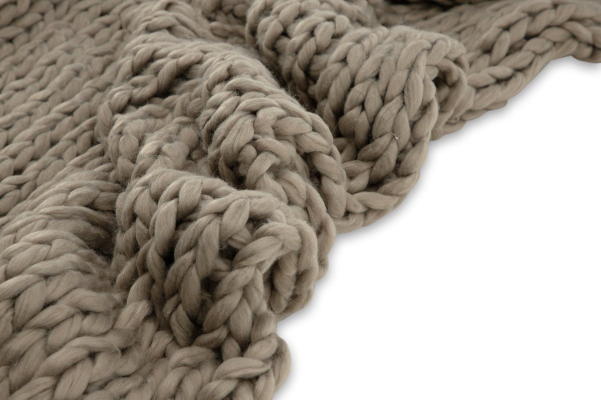 Tagesdecke Velano – Soft-Touch Wohndecke (170×130 cm)