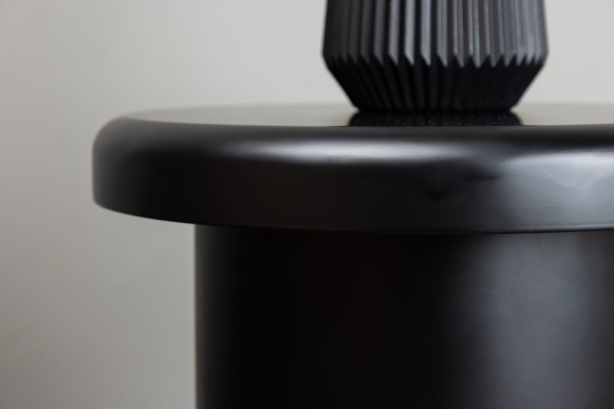 Beistelltisch Santana – in Schwarz mit runder Form