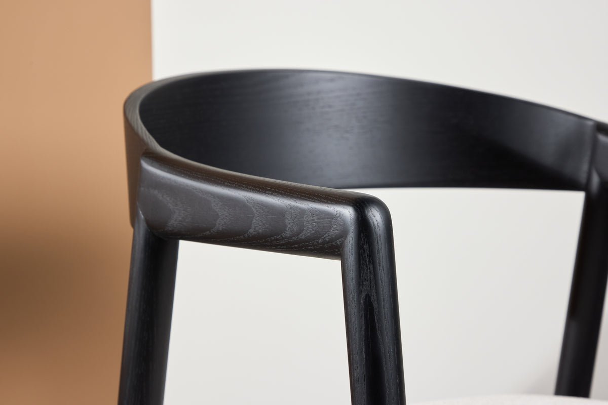2er Set - Stuhl Tavi mit weichen, organischen Formen