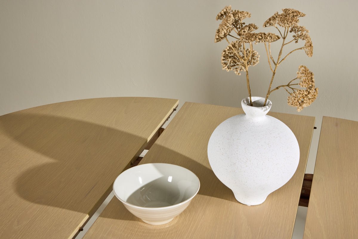 Esstisch Facile - ovaler ausziehbarer Esstisch getüncht