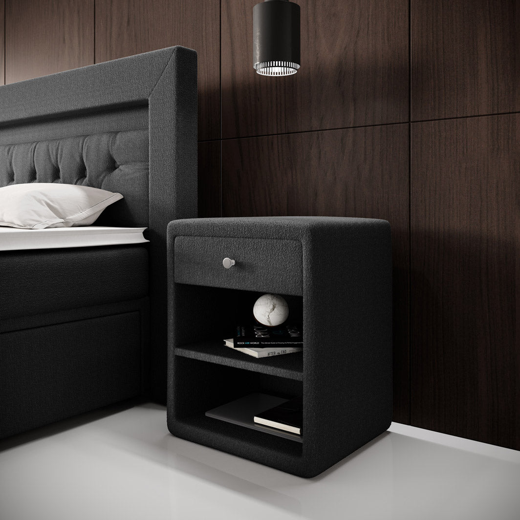 Designer Nachttisch Amy in Bouclé