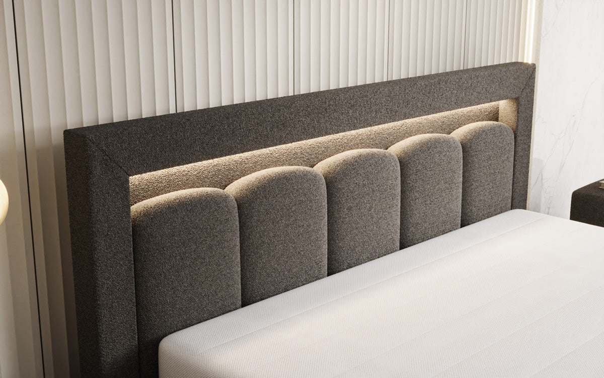 Designer Polsterbett Lume in Teddy Bouclé mit Stauraum und RGB Beleuchtung