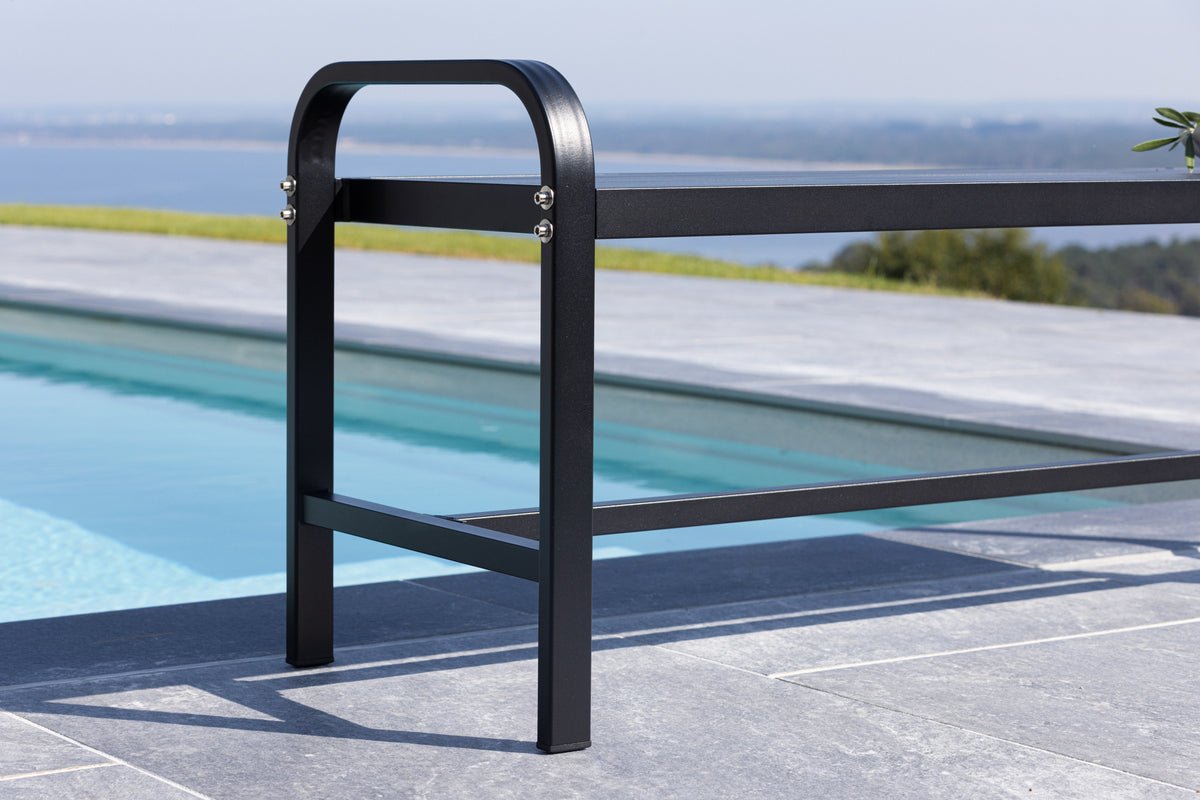 Gartenbank Cäsar - aus robustem, schwarzem Aluminium