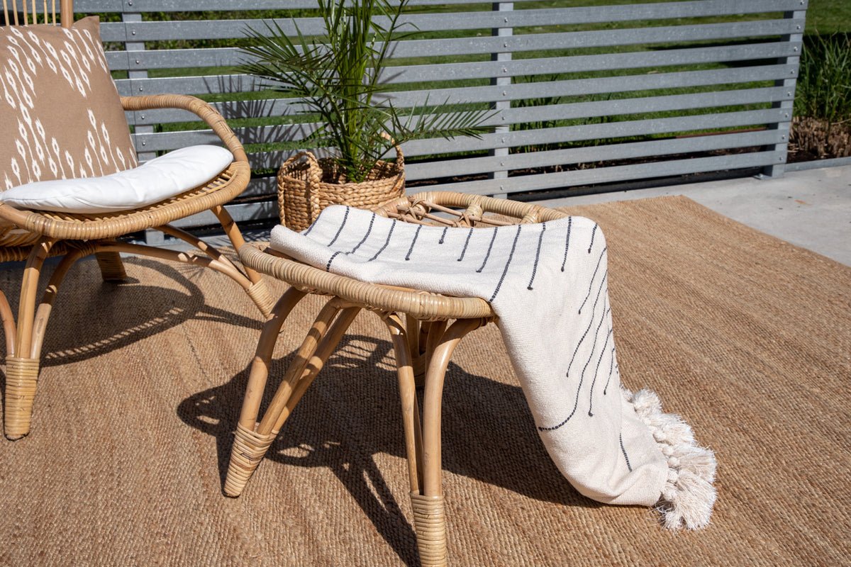 Gartenstuhl Elena - aus Rattan in Holzoptik