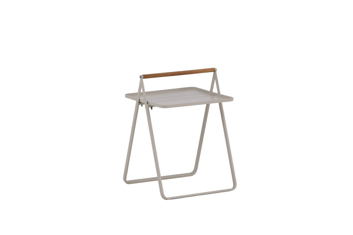Gartentisch Moyo - ein Beistelltisch mit quadratischer Tischplatte und einem Griff aus Teakholz