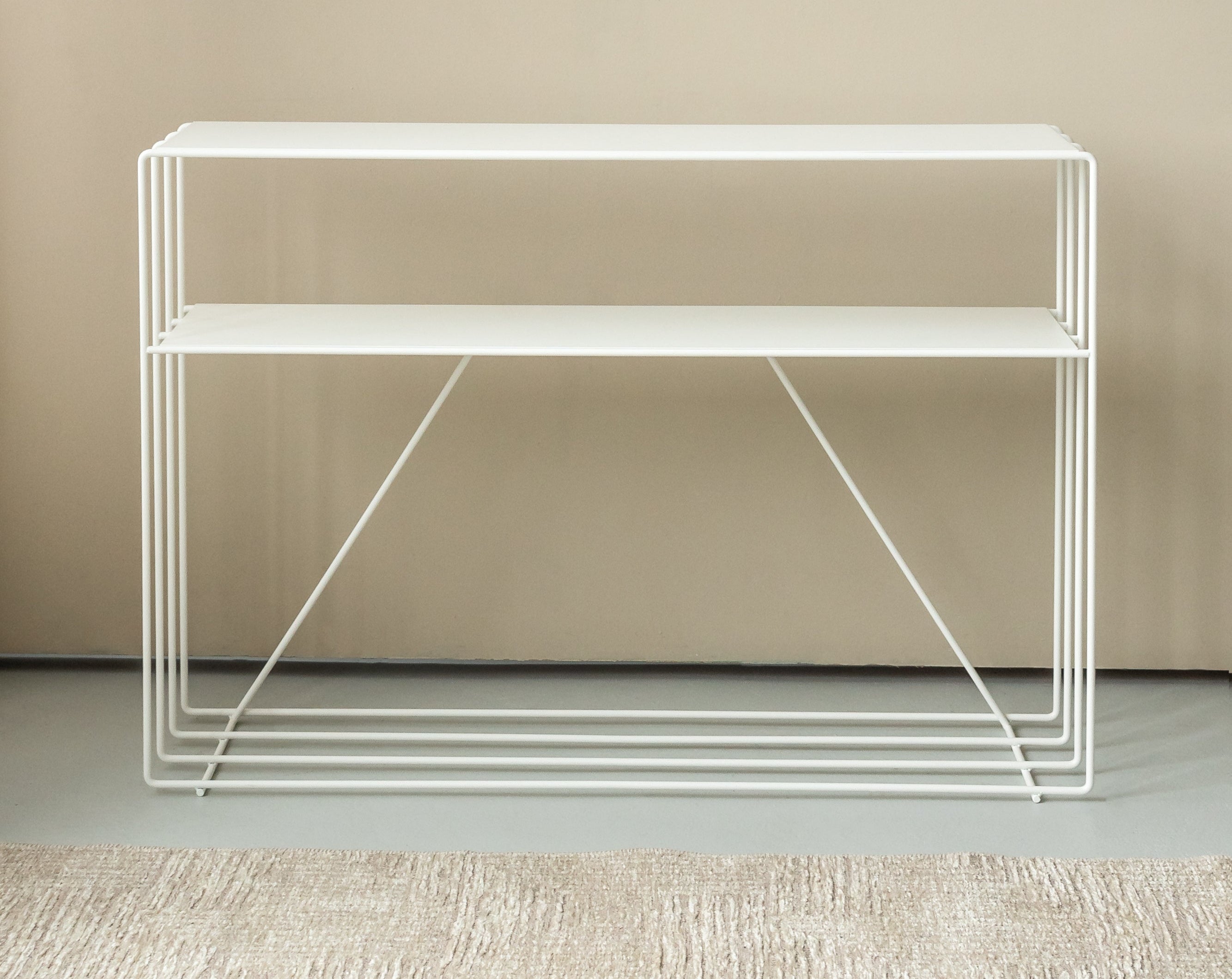 Kommode Ria – Metall-Design mit zwei Ablagen