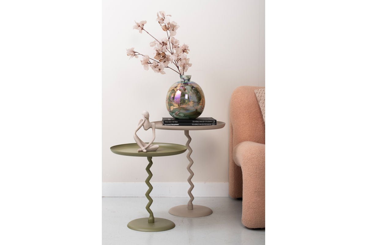 Table d'appoint Bandicoot – en fer et colonne en tire-bouchon