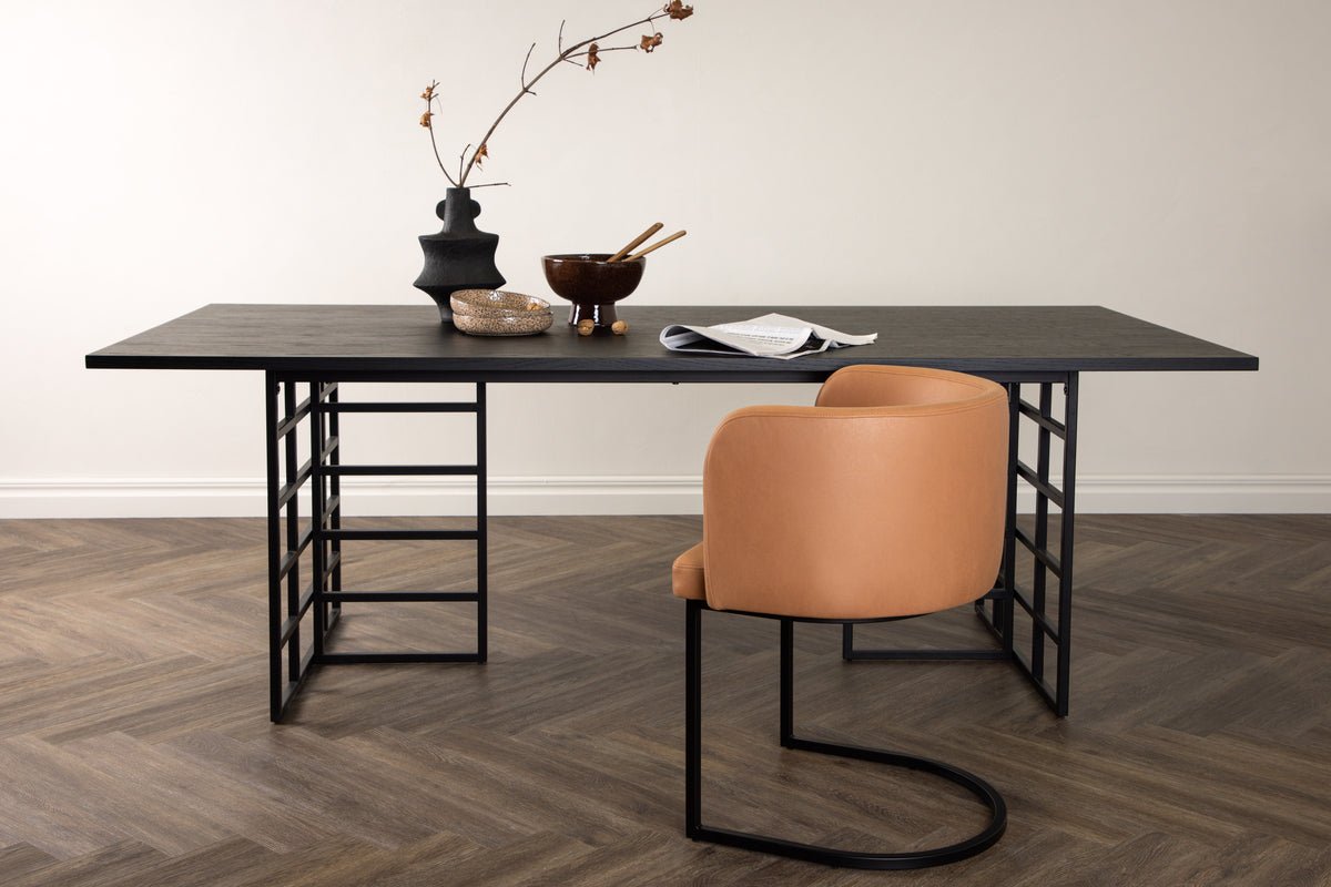 Esstisch Amanda - elegant, modern und mit natürlichem Charme