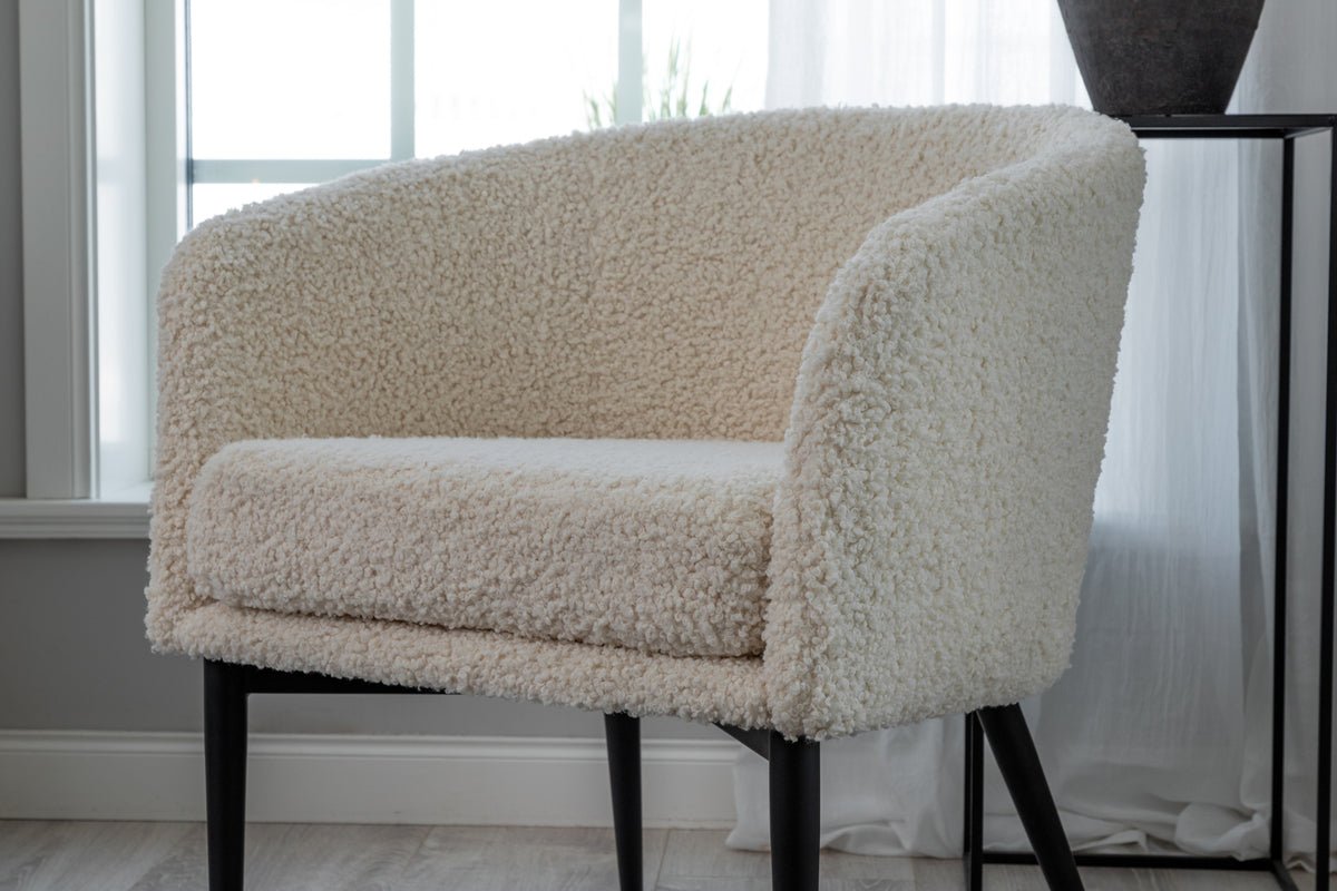 Fauteuil Comfy - avec fourrure d'ours en option Noir ou Blanc