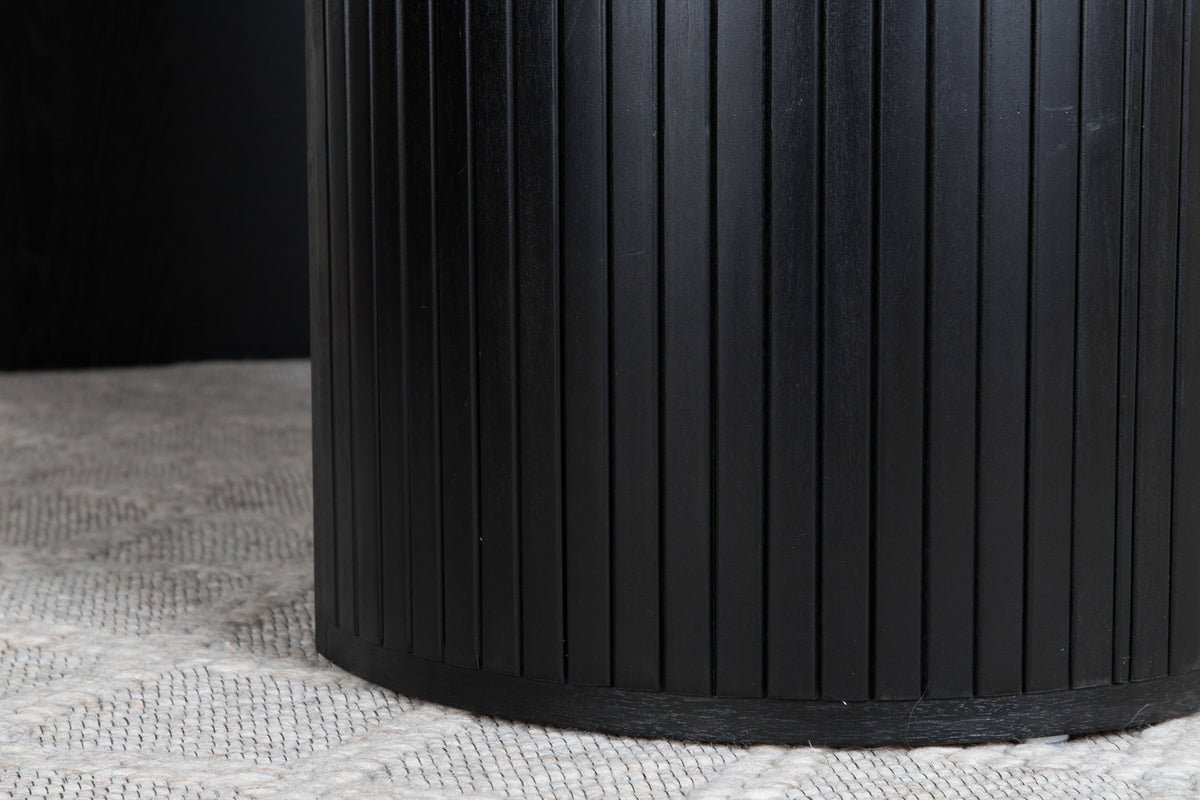 Table à manger Moani - avec cadre robuste au design nervuré