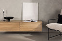 Meuble TV bas Valborg – placage noyer en aspect naturel