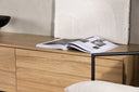 Meuble TV bas Valborg – placage noyer en aspect naturel