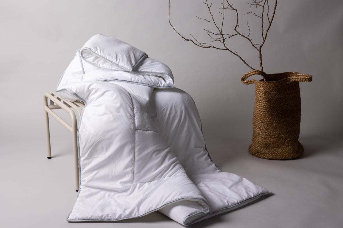 Couette premium Skara 200 × 150 cm – Couette légère en microfibre