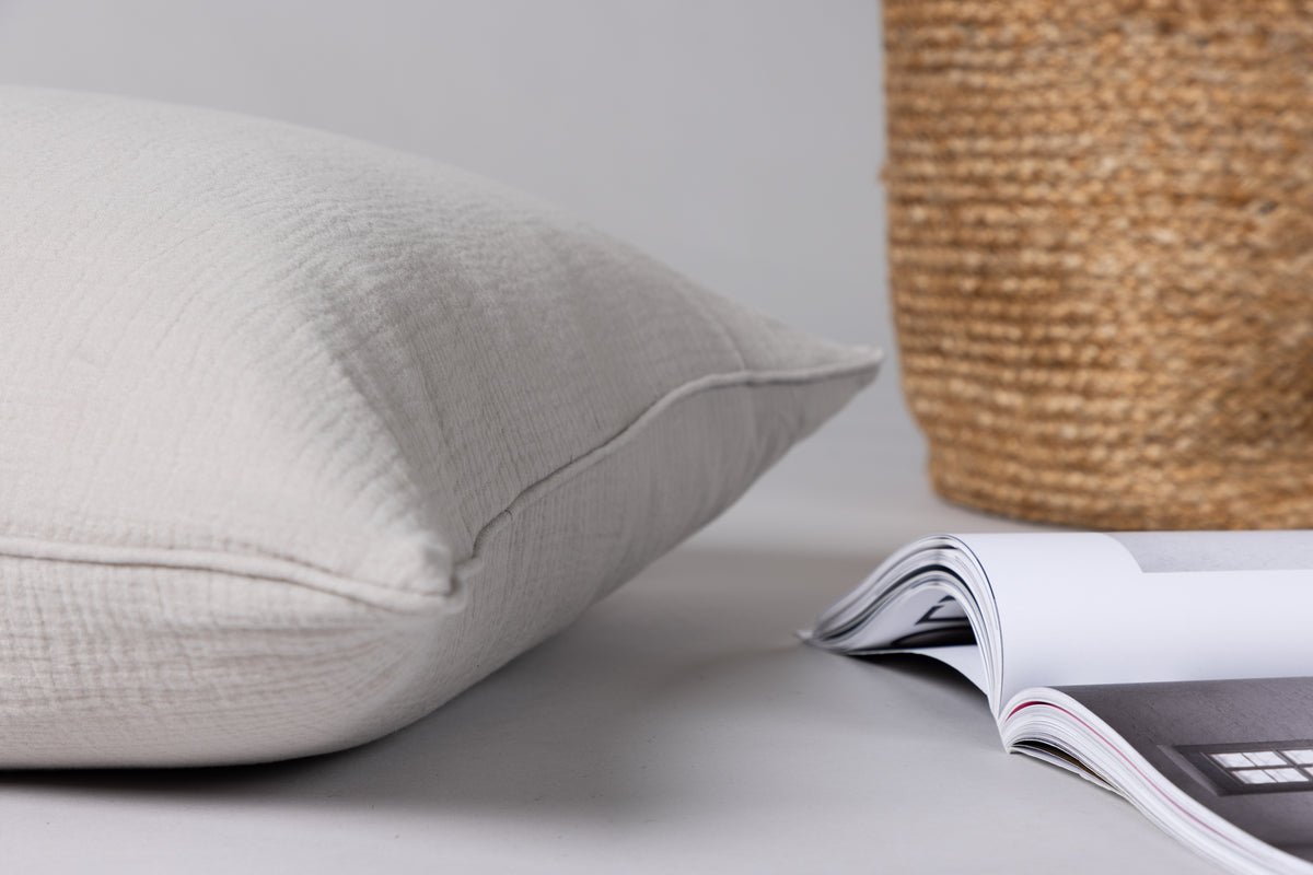 Housse de coussin Moments - 60x60 cm en Beige et Gris en 100% coton