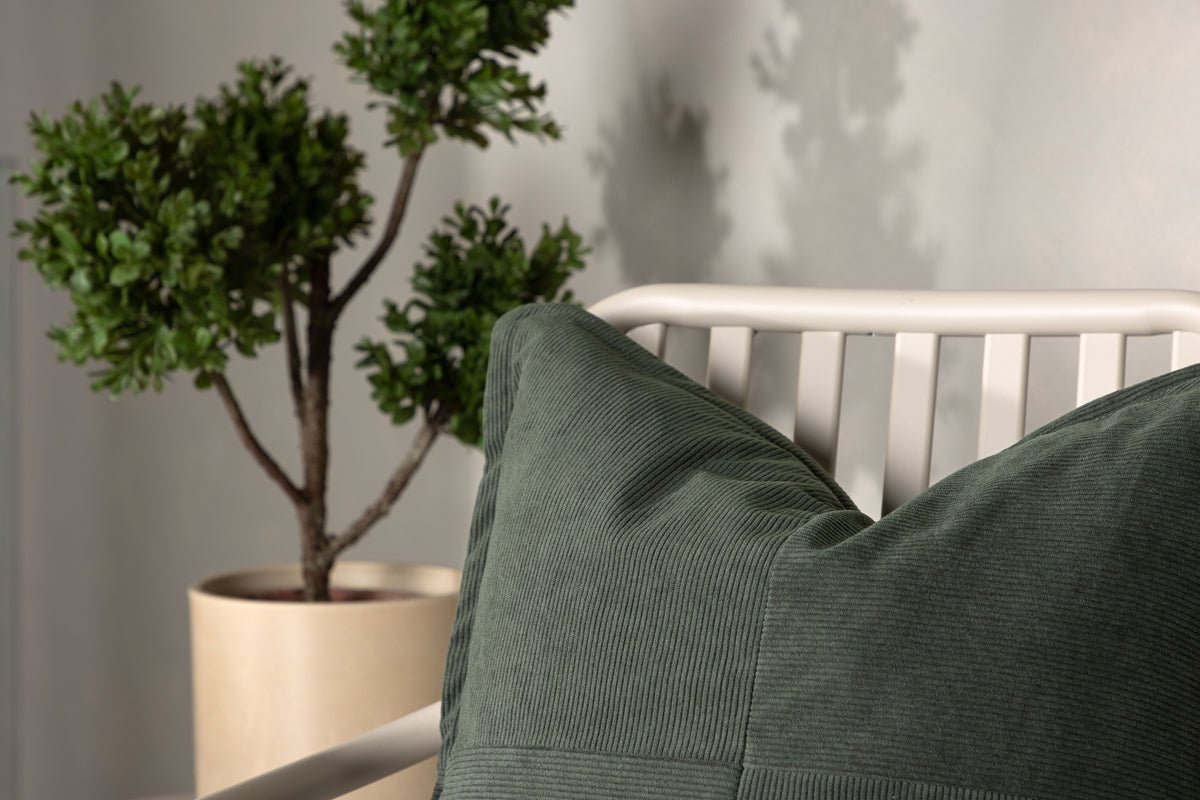 Housse de coussin Budapest - 50x50 cm en Beige, vert foncé et Marron