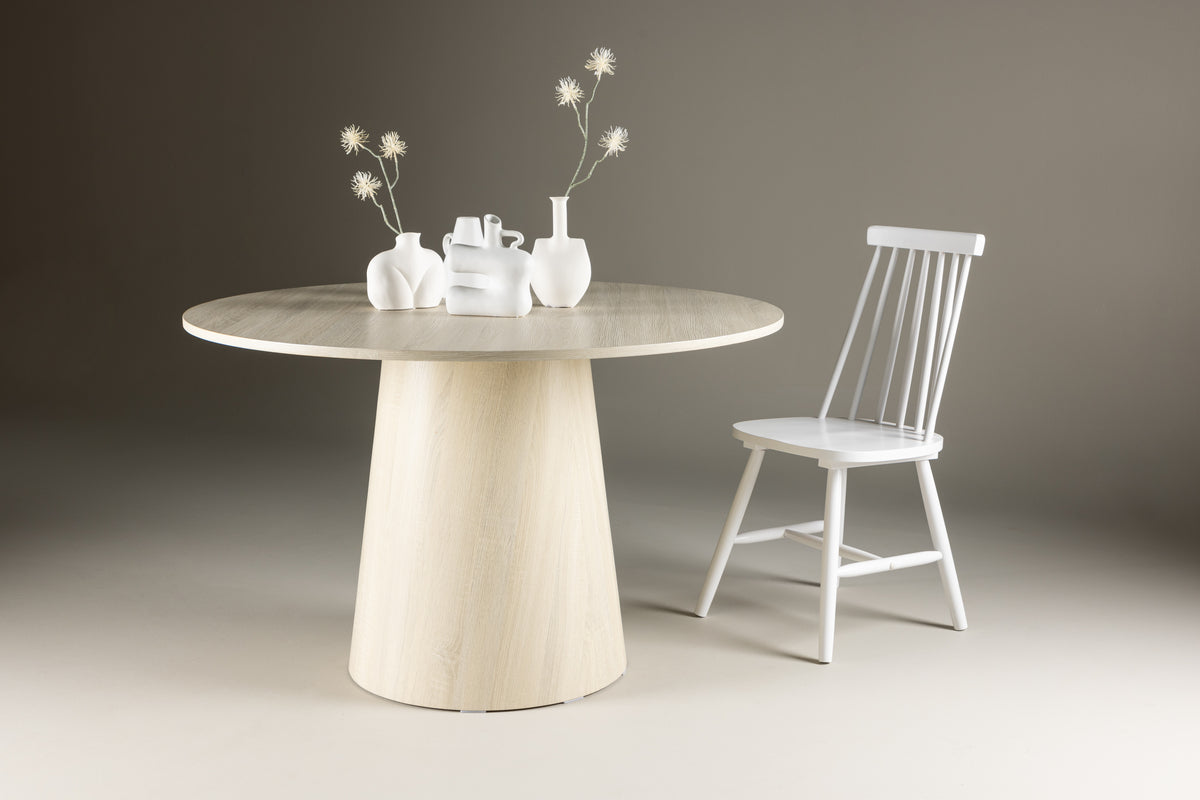 Table à manger Yarra - une table à manger ronde de style scandinave