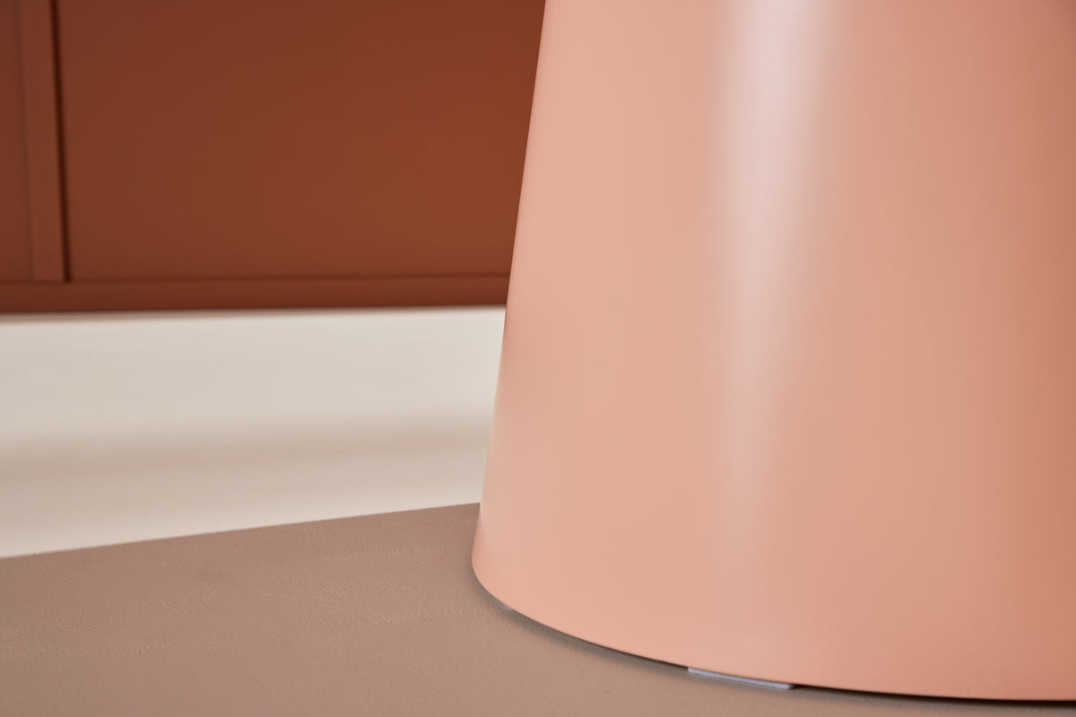 Table à manger Yarra - une table à manger ronde de style scandinave