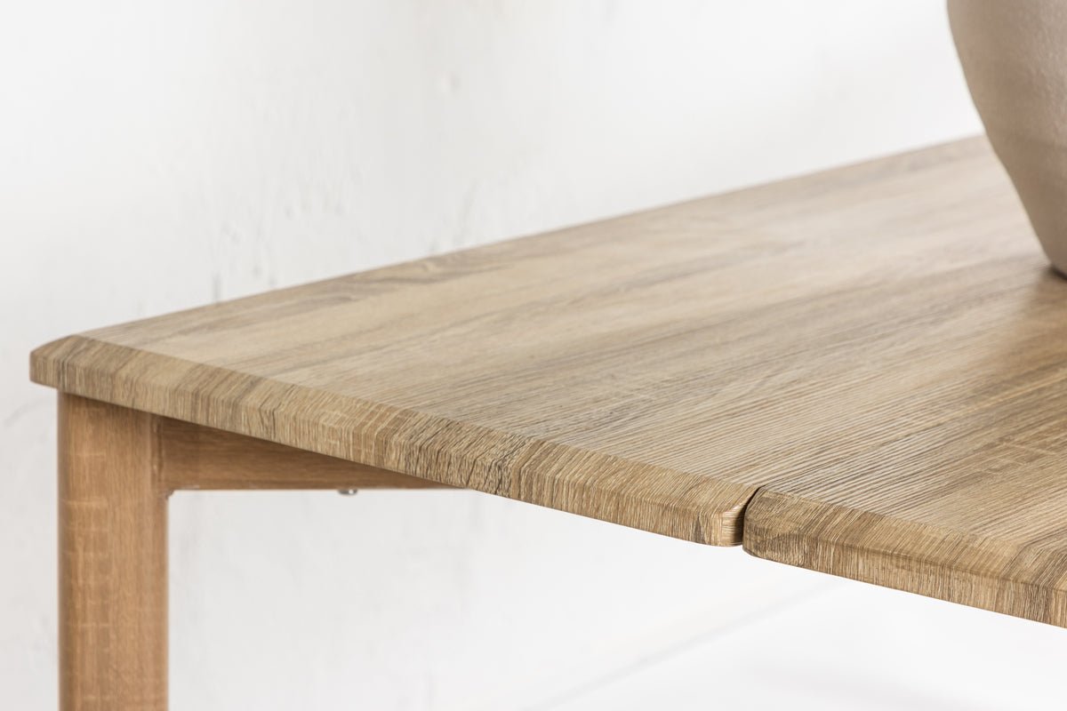 Table à manger Ahi - dans un charme rustique avec un look élégant