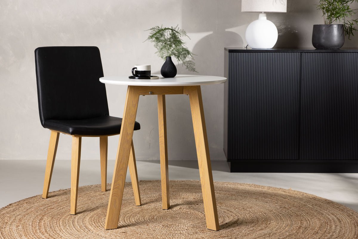 Table à manger Nohea - une élégance intemporelle crée une atmosphère accueillante