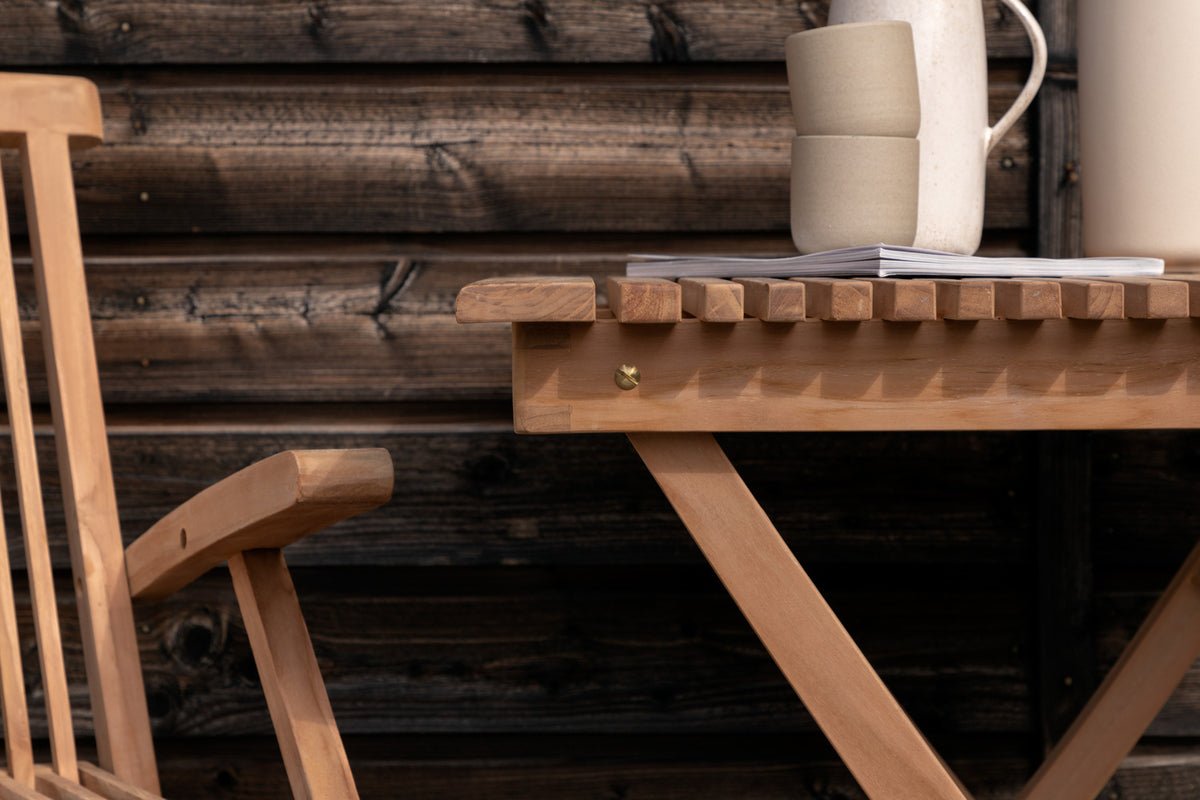 Table de jardin Taneva - une table pliante en teck de haute qualité