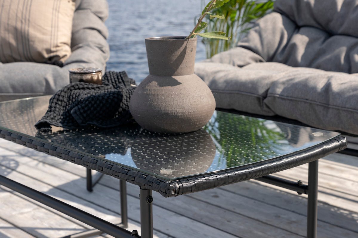 Ensemble salon de jardin Marvella – ensemble canapé d'extérieur 4 pièces en Noir avec coussins