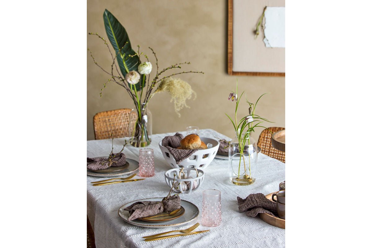 Deko-Schale Nola – skulpturales Steingut in Weiß