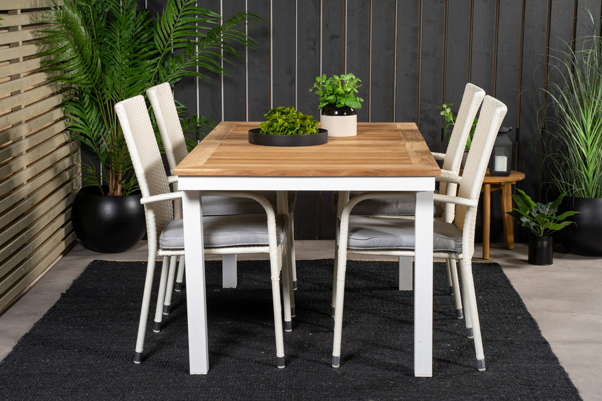 2er Set - Gartenstuhl Alwa - ein weißer aus Rattan gefertigter Stuhl