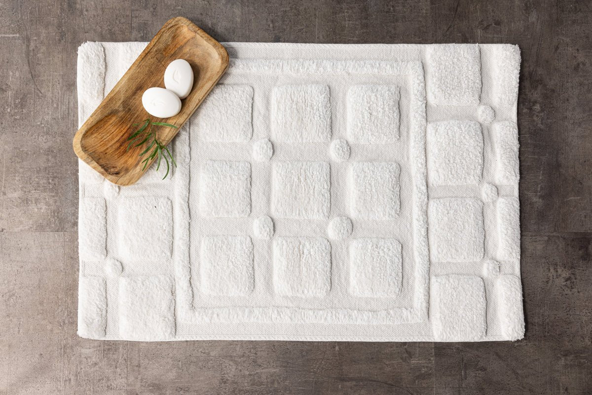 Tapis de bain Balian - en blanc clair en coton doux