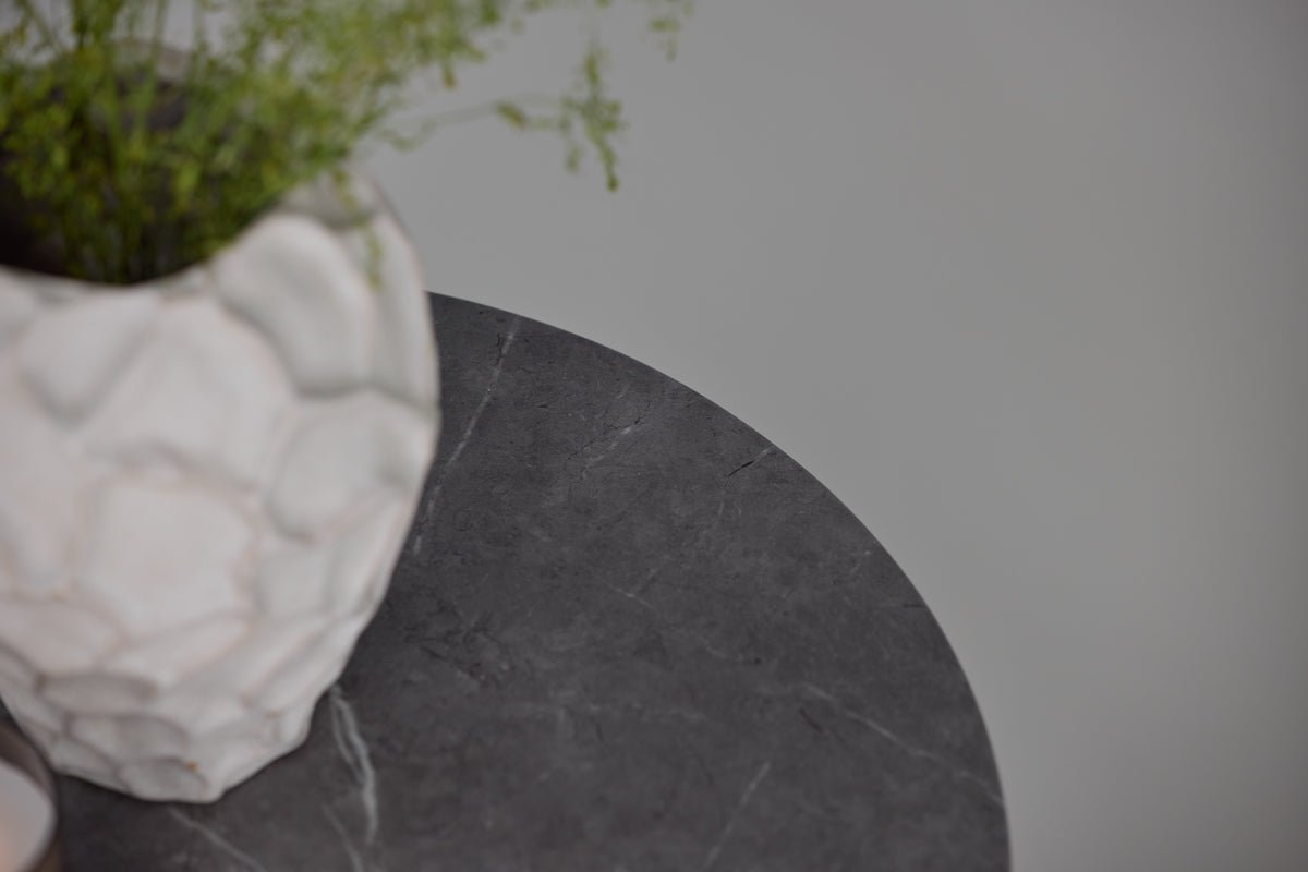 Table d'appoint Anna – en imitation noyer