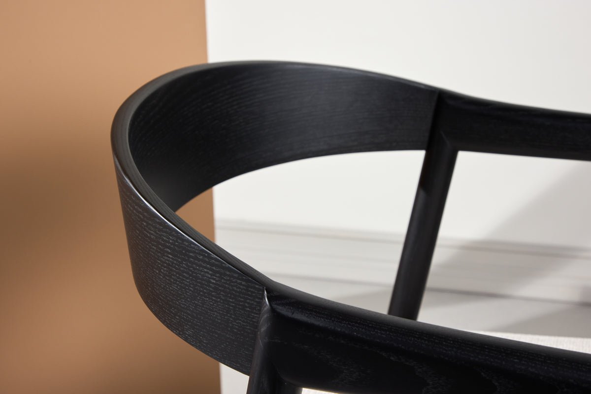 Ensemble de 2 - Chaise Tavi avec formes douces et organiques