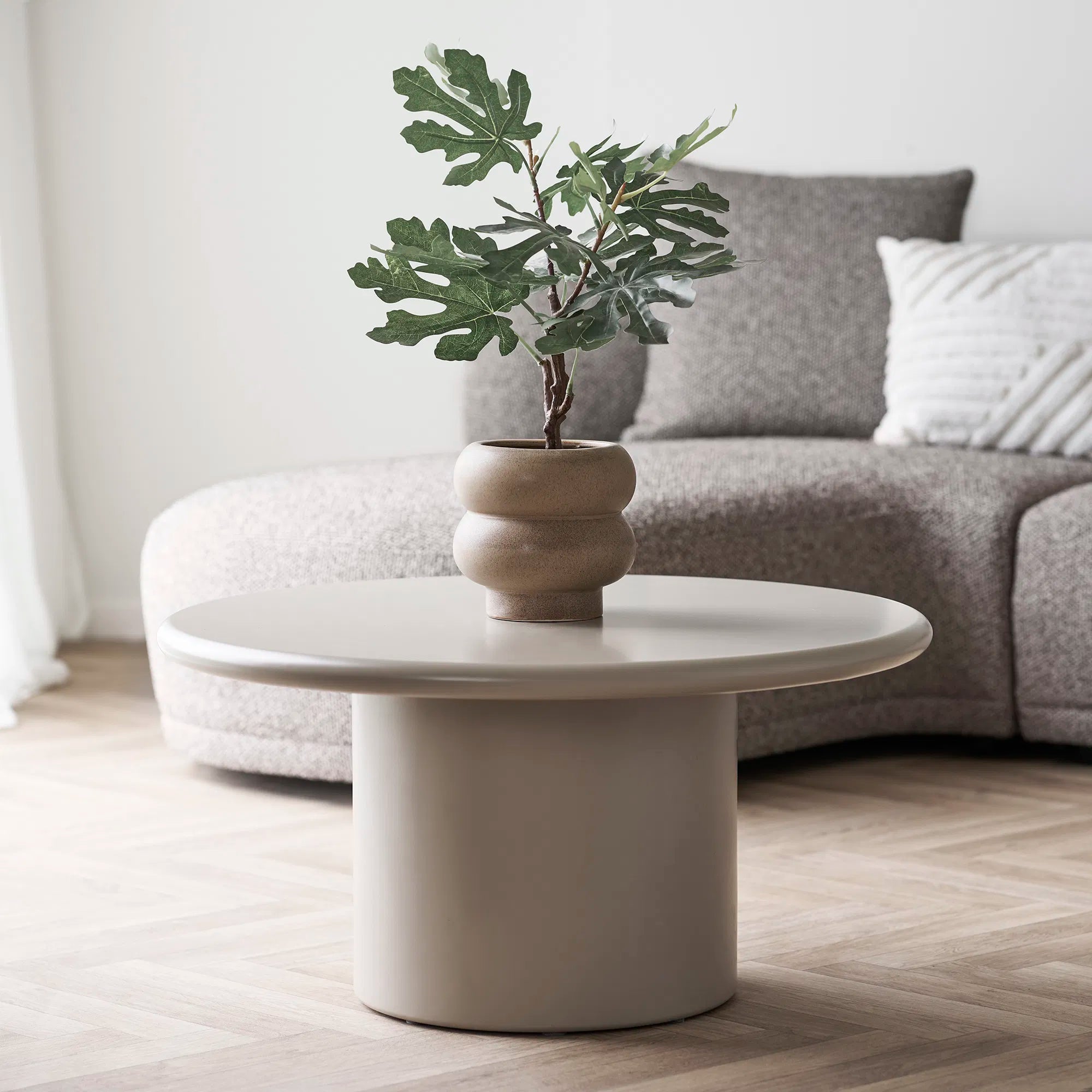 Pot de fleurs « Arvello » – Design en céramique marron avec forme organique