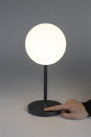 Tischlampe Hub – aus Polypropylen-Kunststoff in Blau
