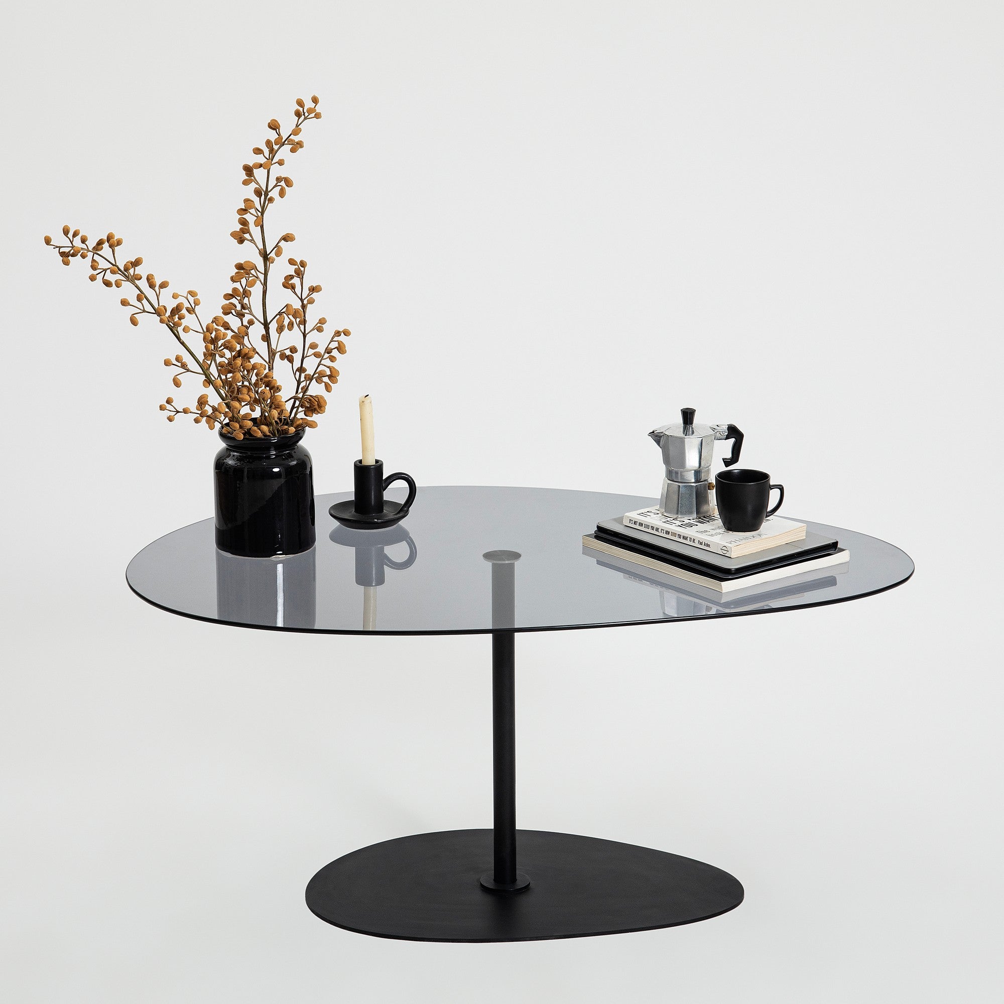 Table basse Dovira - avec plateau en verre et structure en métal noir