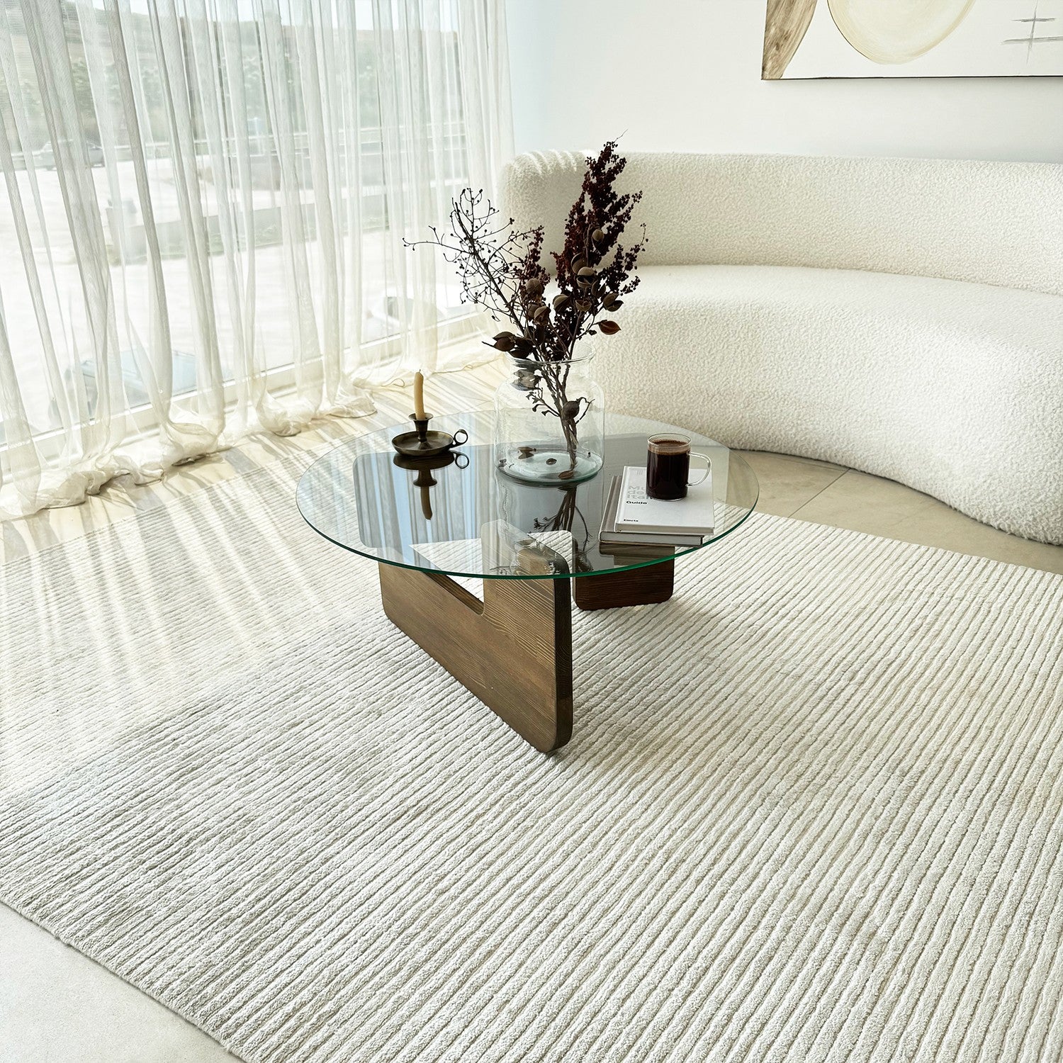 Table basse Palvero - avec plateau en verre rond et bois de pin