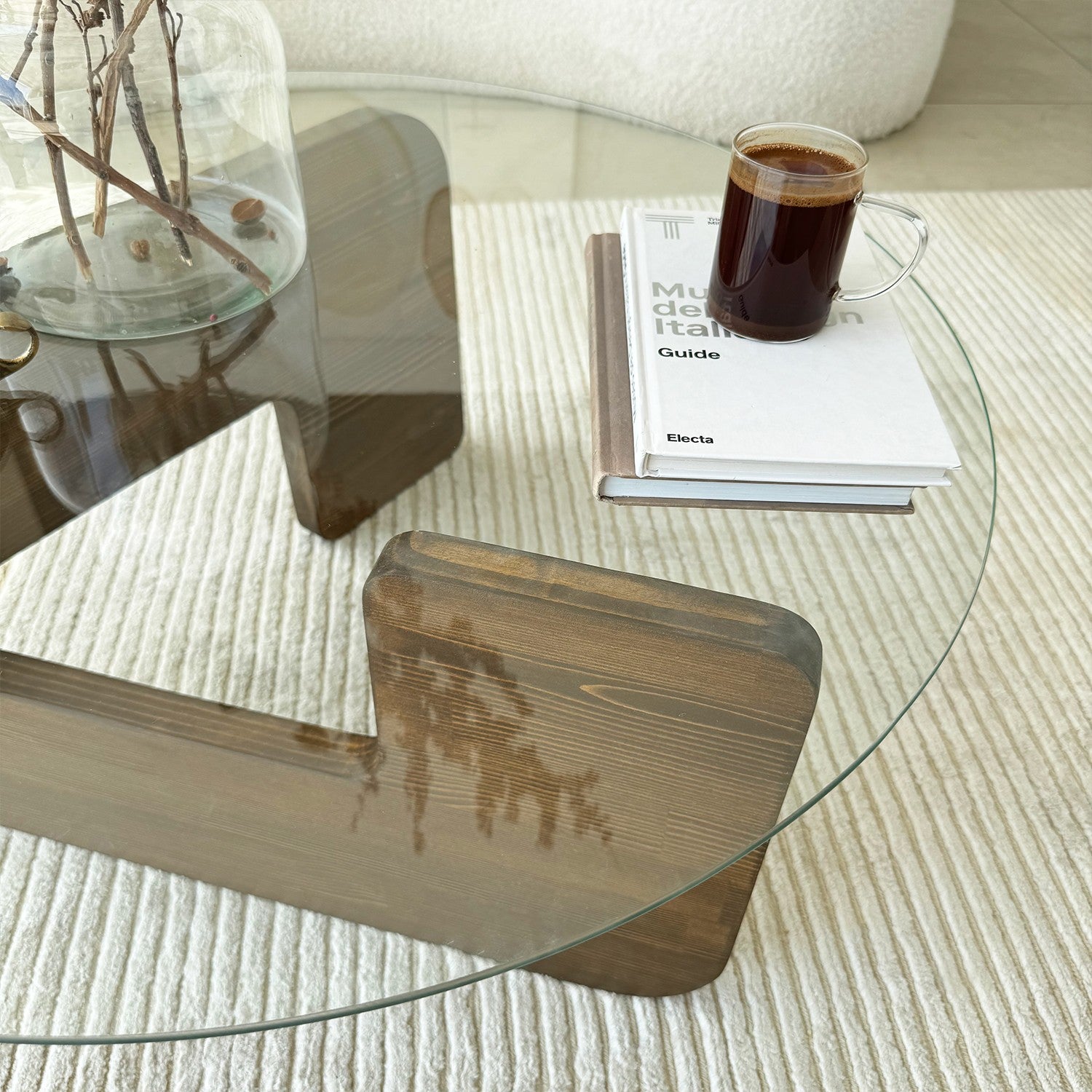 Table basse Palvero - avec plateau en verre rond et bois de pin