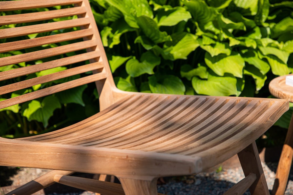 Chaise de jardin Malea - en bois de teck à l'aspect naturel