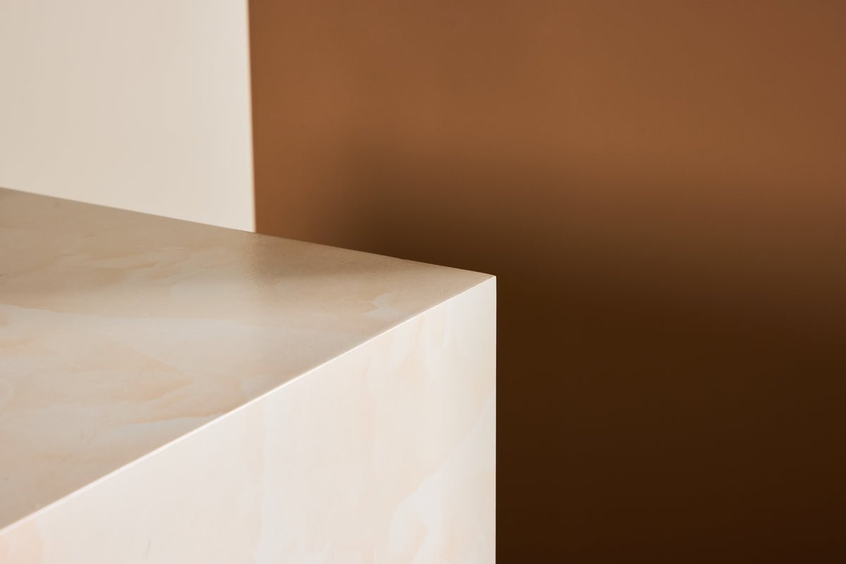 Table basse/table d'appoint Nivara – cube avec un aspect exceptionnel