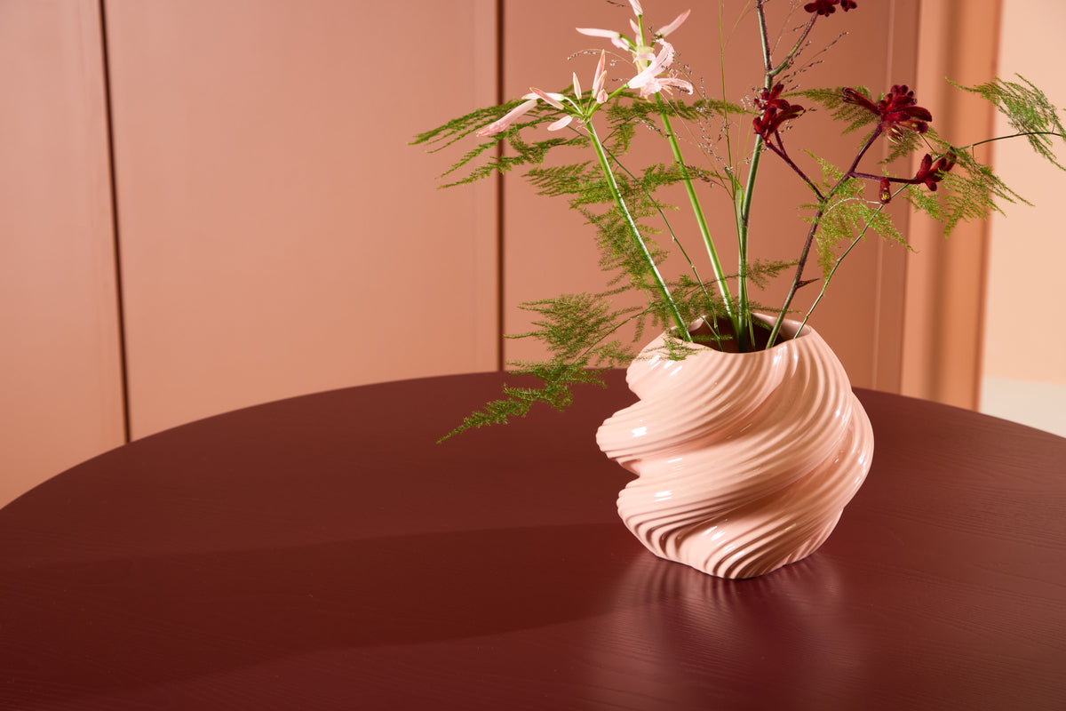 Table à manger Arden – Table à manger ronde en bordeaux (Ø 110 cm)