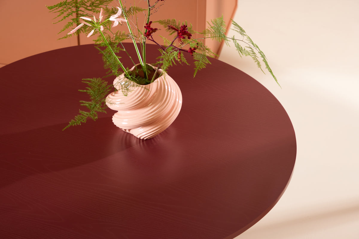 Table à manger Arden – Table à manger ronde en bordeaux (Ø 110 cm)