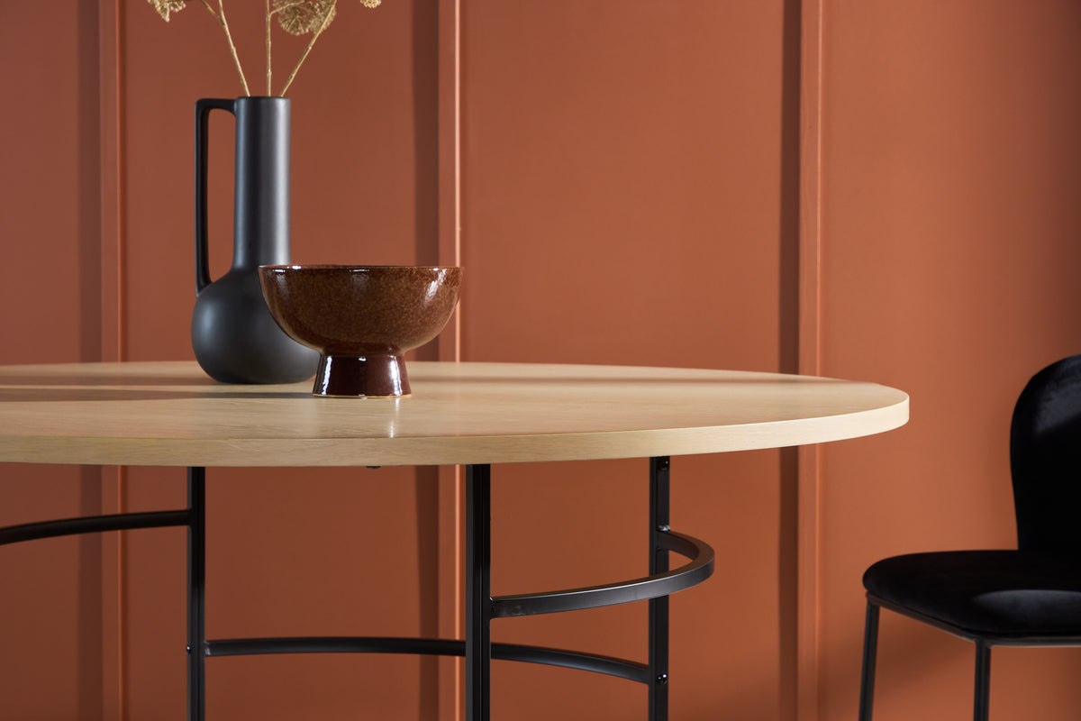 Table à manger Solara - au design moderne, inspiré du style scandinave