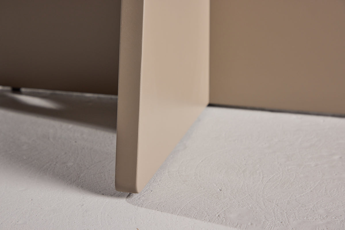 Table à manger Maris - en pierre frittée avec aspect marbre beige