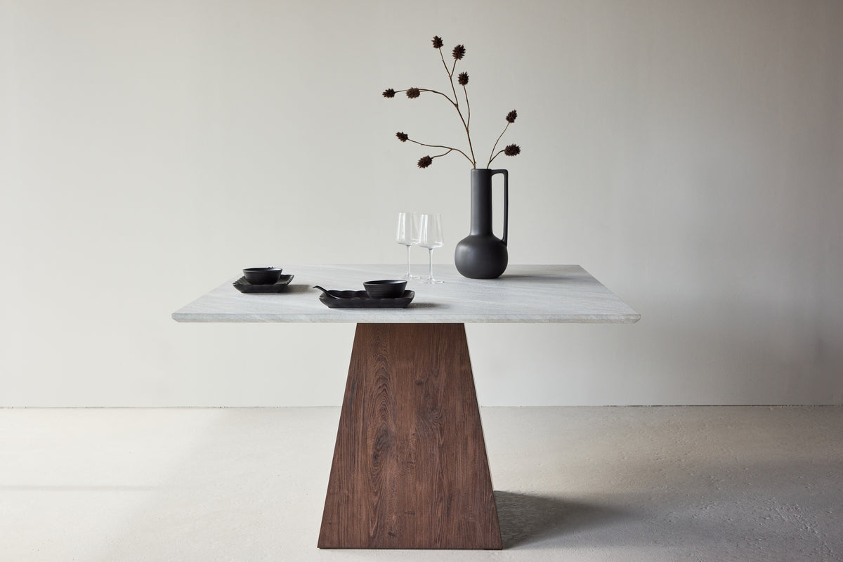 Table à manger Lior 120×120 cm en Gris clair avec cadre MDF