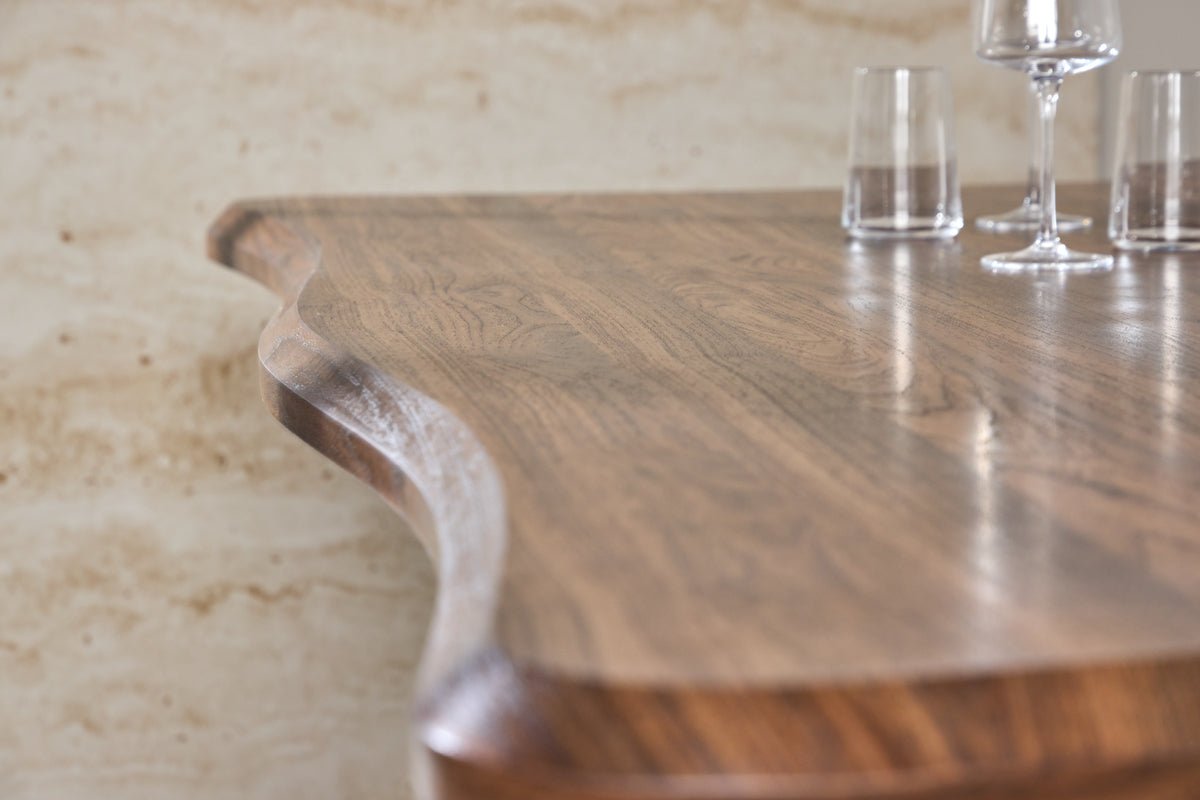 Table à manger Talani - allie design moderne à une ambiance chaleureuse et élégante