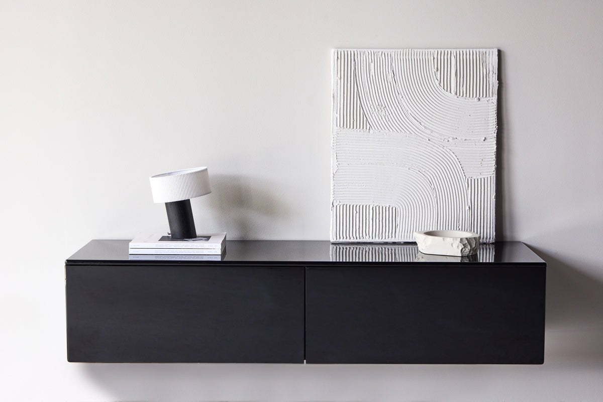 Designer TV-Lowboard Noirra – Schwebendes Design in Noir