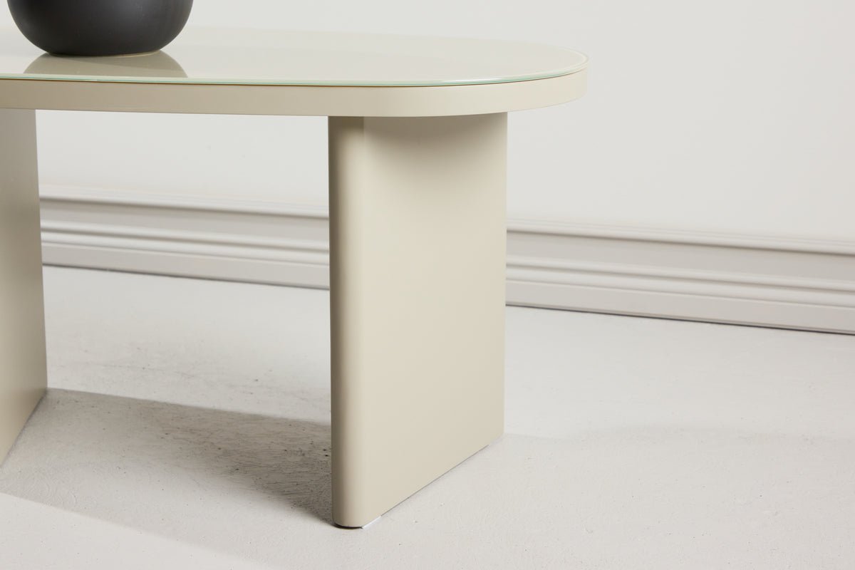 Table basse/table d'appoint Sonaro – 70 × 45 cm en Beige avec plateau en verre