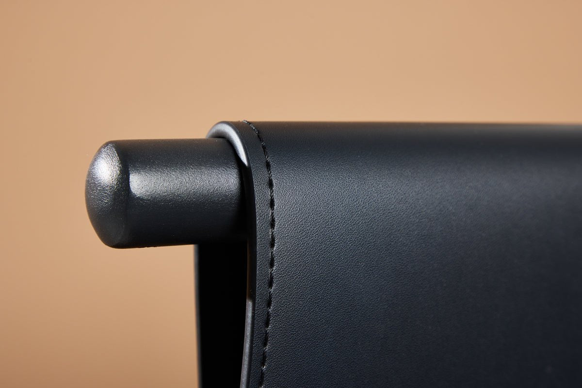 Chaise Faro - Avec cadre en poudre noble revêtu