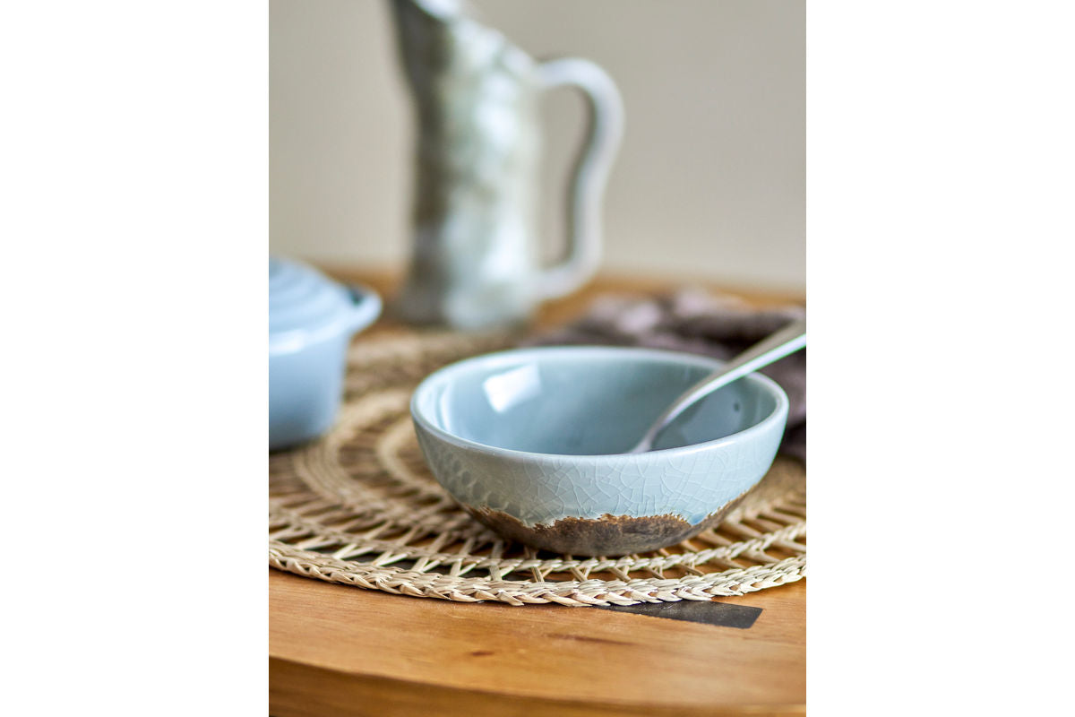 Ensemble petit-déjeuner Liora – Grès avec glaçure structurée (12 pièces)