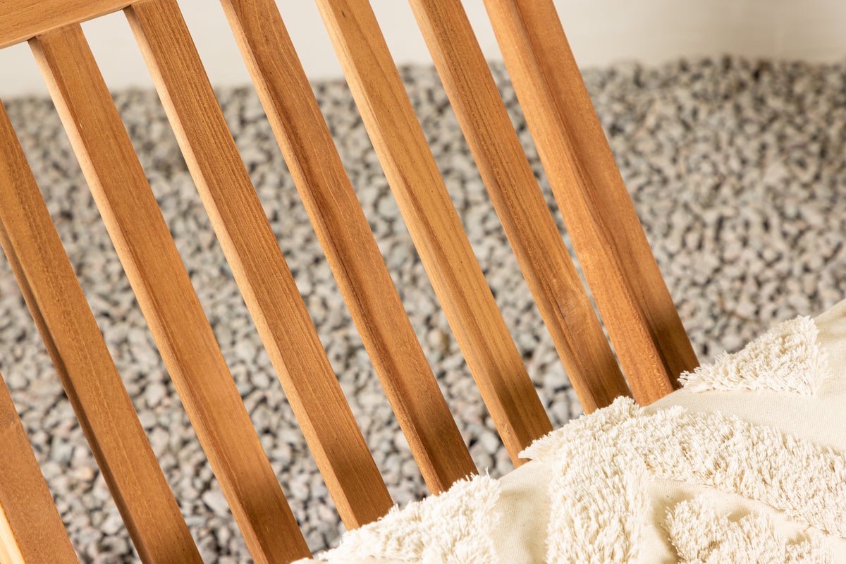 Fauteuil lounge de jardin June - en bois de teck à l'aspect naturel