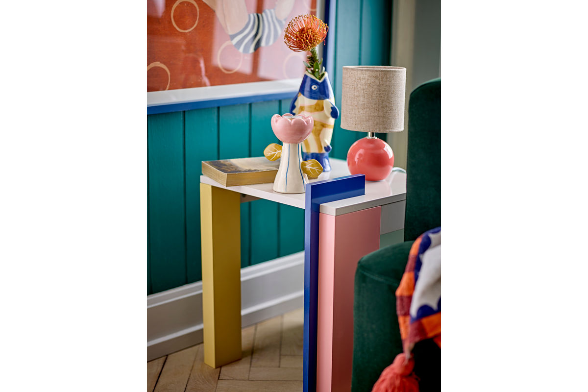 Table d'appoint Rudi – Jeu délicat de couleurs en Rosé, jaune et vert